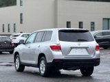Used 2011 Toyota Highlander 4WD image 4