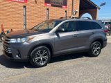 Used 2019 Toyota Highlander Plus w/ Carpet Mat Package (TMS) image 2