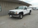 Used 2004 Chevrolet Silverado 2500 W/T image 2
