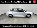 Used 2022 Toyota Corolla LE image 2