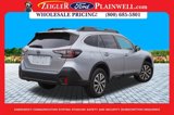 Used 2022 Subaru Outback Premium image 5