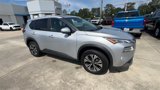 Used 2023 Nissan Rogue SV image 2