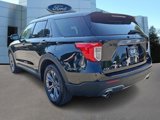 Certified 2022 Ford Explorer XLT w/ Equipment Group 202A image 4