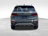 Used 2023 Volkswagen Taos SE image 5