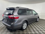 Used 2015 Toyota Sienna XLE image 3