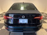 Used 2020 Volkswagen Jetta SE image 4