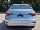 Used 2021 Volkswagen Jetta SE image 4