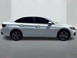 Used 2023 Volkswagen Jetta SE image 4