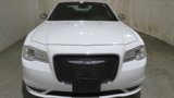 Used 2018 Chrysler 300 Limited image 3