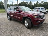 Used 2018 Jeep Grand Cherokee Laredo image 3