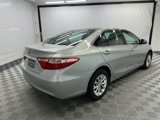 Used 2016 Toyota Camry LE image 5