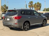 Used 2019 Nissan Pathfinder Platinum image 3