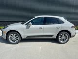 Used 2025 Porsche Macan image 2