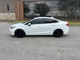 Used 2016 Chevrolet Cruze LT image 2