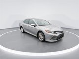 Used 2021 Toyota Camry LE image 2