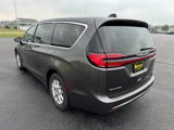Used 2023 Chrysler Pacifica Touring-L image 3