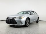 Used 2017 Toyota Camry SE image 3