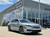 Used 2017 Honda Accord EX-L image 2