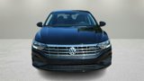 Used 2021 Volkswagen Jetta SE w/ SE Cold Weather Package image 2