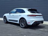 Certified 2024 Porsche Macan Turbo image 3