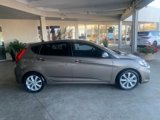 Used 2013 Hyundai Accent SE image 2