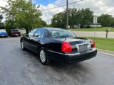 Used 2003 Lincoln Town Car Signature image 5