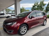 Used 2019 Chrysler Pacifica Limited image 2