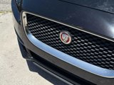 Used 2017 Jaguar XE Premium image 4