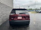 Used 2019 Jeep Cherokee Latitude w/ Popular Appearance Group image 3
