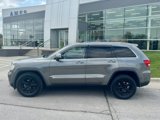 Used 2012 Jeep Grand Cherokee Laredo image 2
