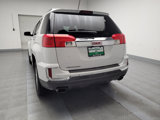 Used 2016 GMC Terrain SLE w/ Chrome Edition image 6