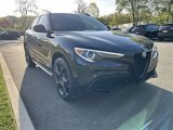 Used 2022 Alfa Romeo Stelvio Veloce image 2