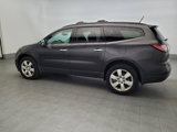 Used 2017 Chevrolet Traverse LT w/ Style and Technology Package image 3