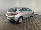 Used 2019 Chevrolet Cruze LT w/ Convenience Package image 5