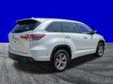 Used 2015 Toyota Highlander XLE image 4