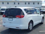 Used 2022 Chrysler Voyager LX image 3