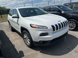 Used 2017 Jeep Cherokee Latitude w/ True North Edition image 3