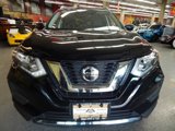 Used 2020 Nissan Rogue SV image 2