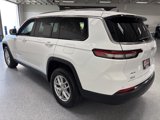 Used 2023 Jeep Grand Cherokee L Laredo image 5