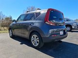 Used 2022 Kia Soul LX image 4