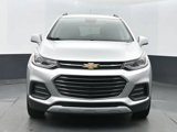 Used 2020 Chevrolet Trax LT w/ LT Convenience Package image 3