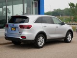 Used 2019 Kia Sorento LX image 3