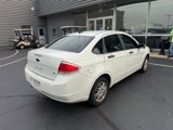 Used 2010 Ford Focus SE image 3