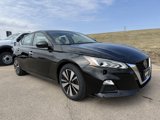 Used 2022 Nissan Altima 2.5 SV image 2