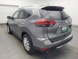Used 2018 Nissan Rogue SV image 5