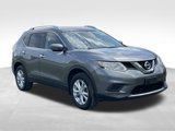Used 2016 Nissan Rogue SV w/ SV Premium Package image 3