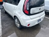 Used 2018 Kia Soul + image 2