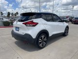 Certified 2020 Nissan Kicks SV image 3