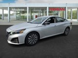 Used 2023 Nissan Altima 2.5 SV image 2