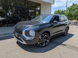 Used 2024 Mitsubishi Outlander SE image 2